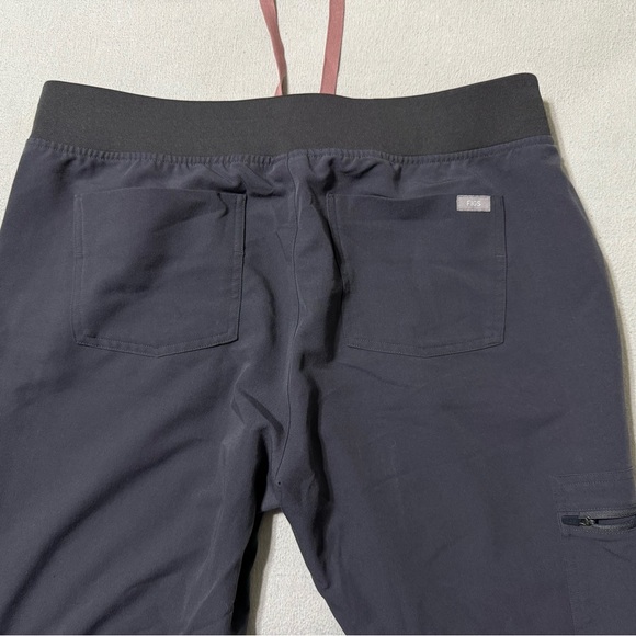 FIGS Zamora Women's Medium Jogger Scrub Pants Charcoal Gray - Picture 7 of 8